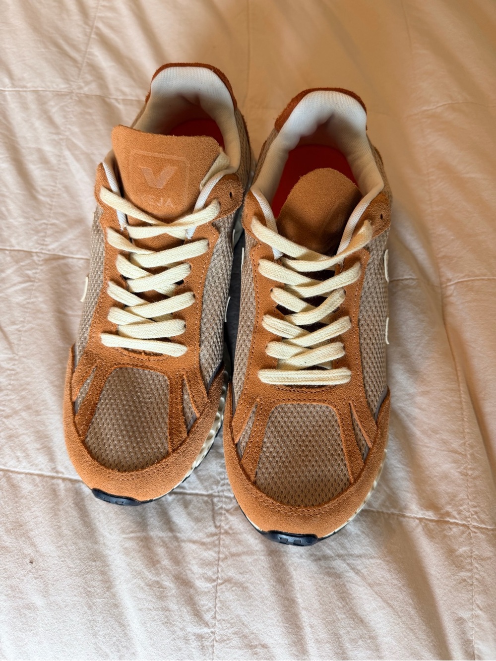 Veja women’s Candor Royale Sneakers - Sahara - size 39 (8) WORN ONCE - Picture 3 of 8
